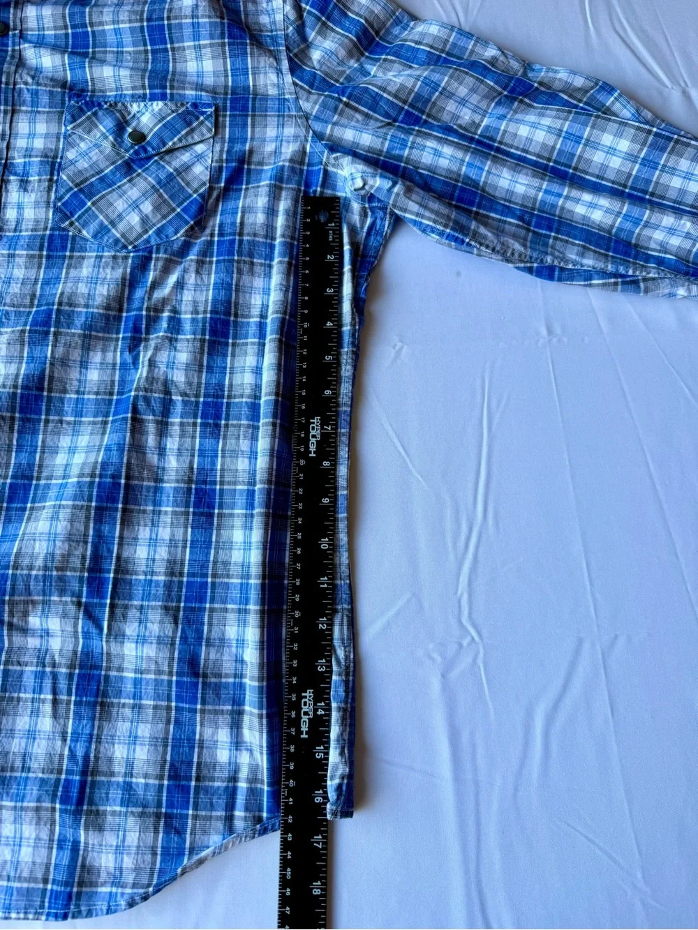 Banana Republic Men's Blue Plaid Button-Up Shirt